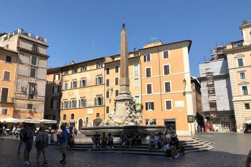 Chiara'S Place At Pantheon - Your Apt In Roma Exterior foto