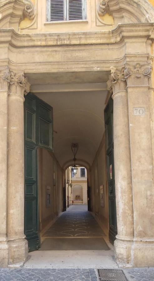 Chiara'S Place At Pantheon - Your Apt In Roma Exterior foto